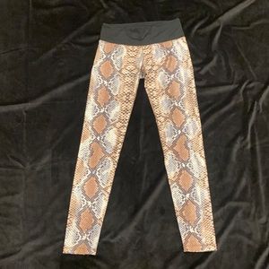 Noli Leggins